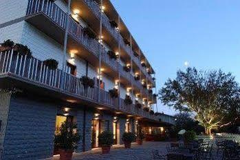 Hotel Miralago San Potito Sannitico Exterior photo